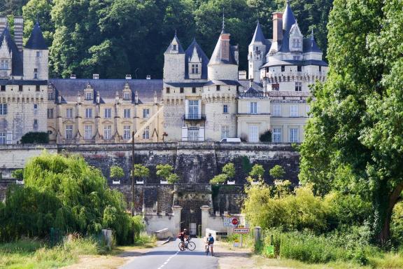 Cycling in Le Pays des Chateaux