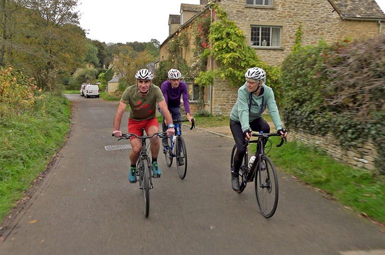 Cycling holiday DMC for Cotswolds, UK