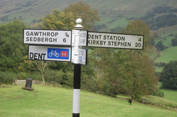 Dent cycle signs - Yorkshire Dales