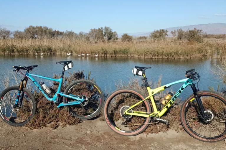 2 bikes in Cabo de Gata