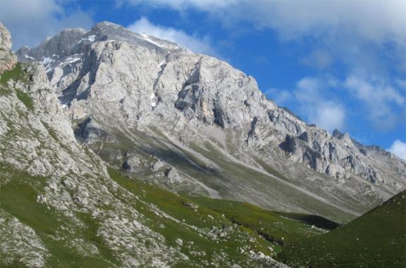Picos de Europa valley