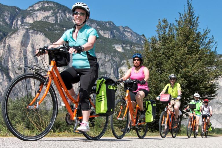 Cyclists in Lago Garda