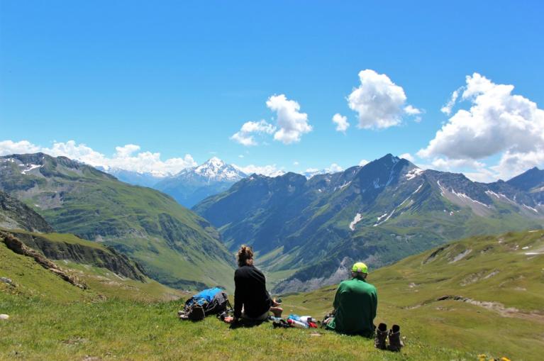Hikers inTour du Mont Blanc