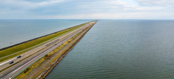the Aflsuitdijk in the Netherlands 