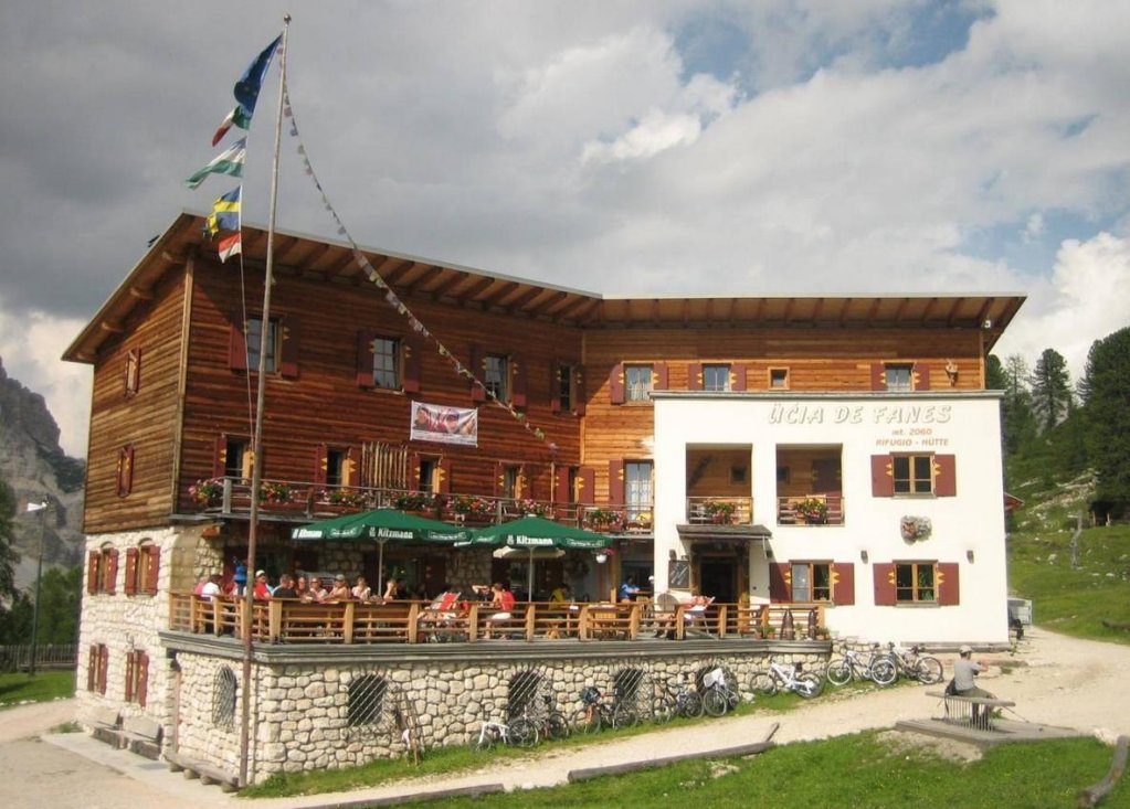 Refugio-de-Fanes-en-Dolomitas