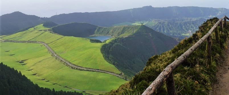 Crater lake of Lagoa do Fogo, Sao Miguel