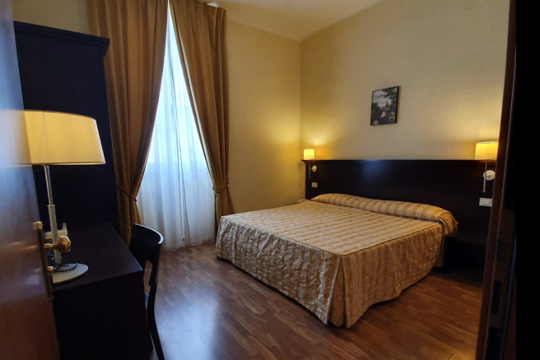 Hotel Due Colonne (Cagliari)