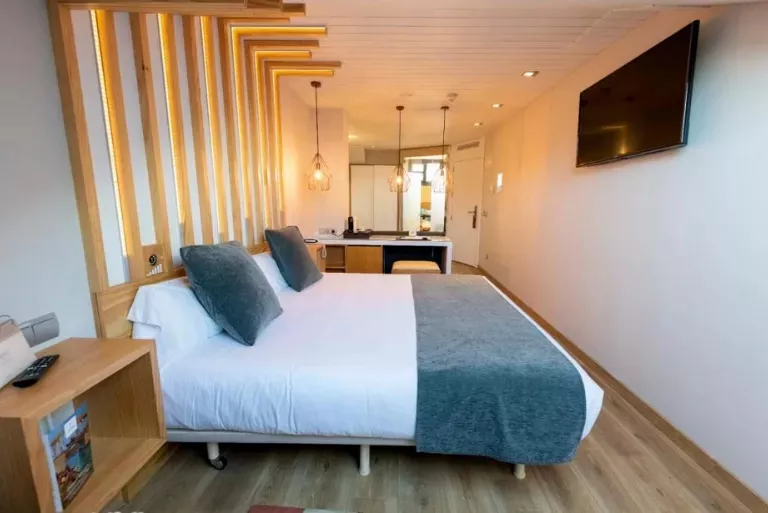  Hotel Campoamor (Oviedo)