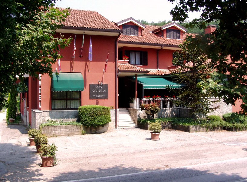 Hotel Villa San Carlo (Cortemilia)
