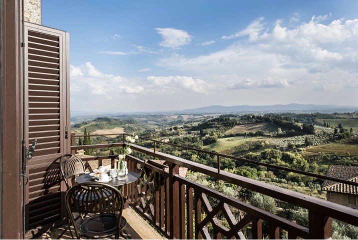 Hotel La Cisterna (San Gimignano)