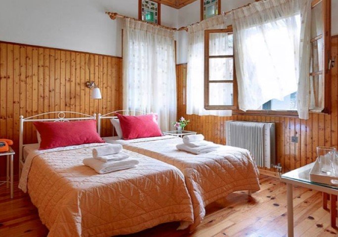 <a href='https://www.touristorama.com/en/ennea-mouses'><img src='https://www.touristorama.com/assets/images/customers/ennea-mouses-larissa/02.jpg