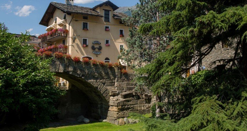 Hotel Cecchin (Aosta)