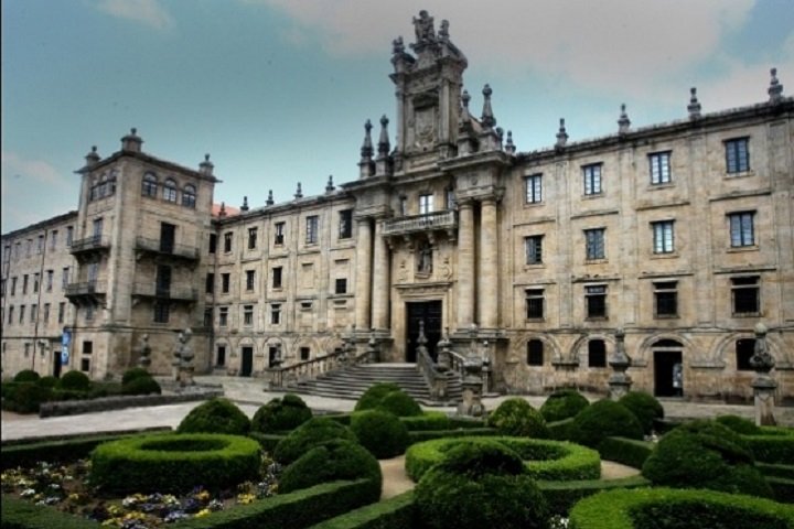  Hospedería San Martín Pinario (Santiago de Compostela)